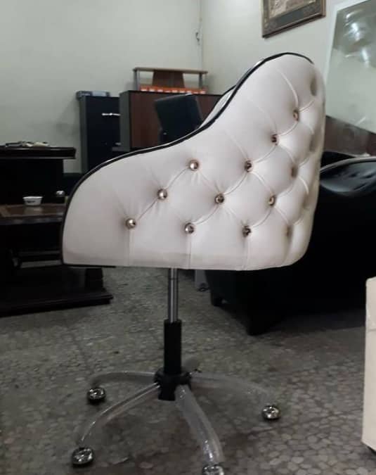 صندلی کپ لمسه با پایه پنج پر فلزی قابل تنظیم ارتفاع